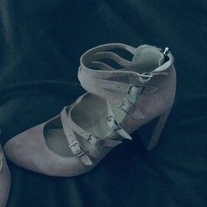 Vince Camuto Pink and Black  Suede